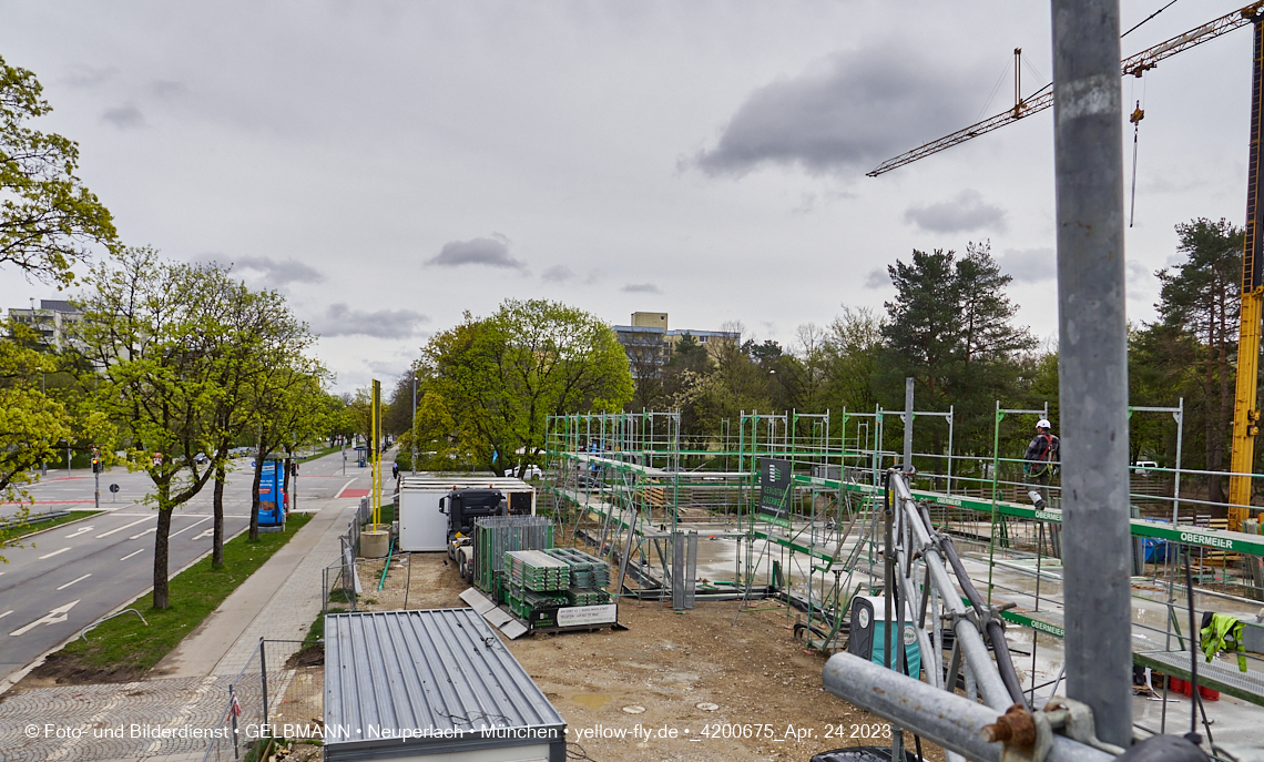 24.04.2023 - Baustelle am Haus für Kinder in der Quiddestraße in Neuperlach